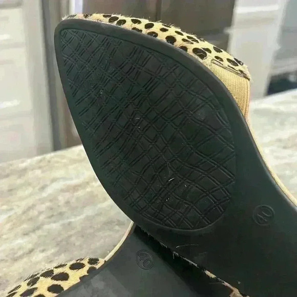 Michael by Michael Shannon cheetah print pointed toe flats Size 10M. - Picture 7 of 8